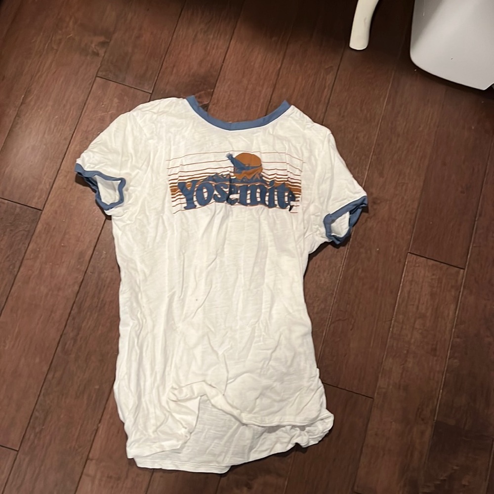 Woman’s lucky brand T-shirts